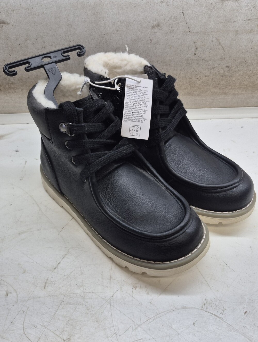Black Faux Leather Lace-Up Shearling Lined Boots Old Navy Size 11 Kids Childrens